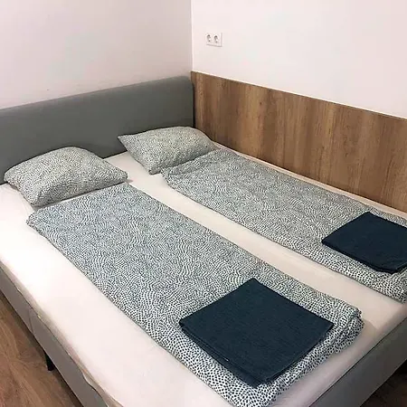 Aparthotel Omega 3*